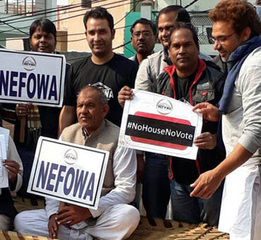 नेफोवा ने किसान नेताओं से की मुलाकात, चुनाव का बहिष्कार करने की अपील