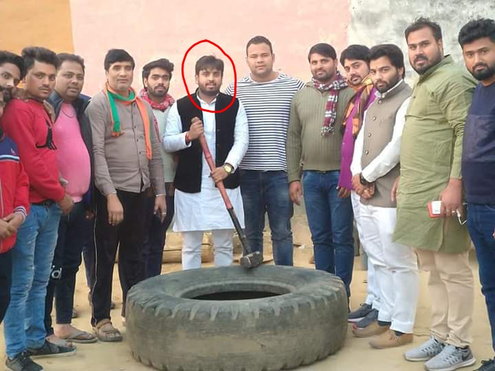 भाजपा युवा मोर्चा जिलाध्यक्ष अन्नू पंडित की गुंडागर्दी , पुलिस ने किया मामला दर्ज