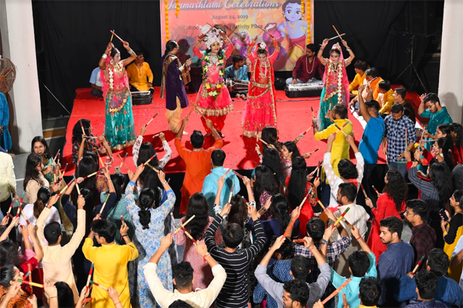 बिरला इंस्टिट्यूट ऑफ़ मैनेजमेंट टेक्नोलॉजी ने मनाया श्रीकृष्ण जन्माष्टमी का त्योहार