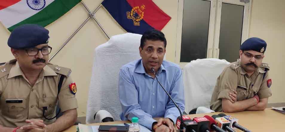 वैभव कृष्ण की पुलिसिंग को पूरे नंबर, नोएडा पुलिस में संसाधनों की कमी दूर होगी