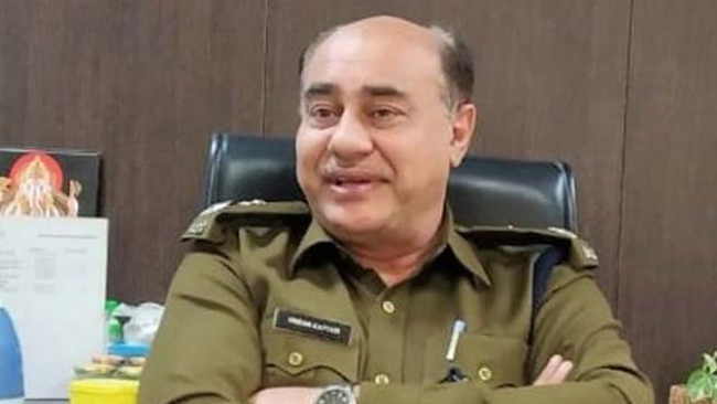 फरीदाबाद डीसीपी ने अपनी सर्विस रिवाल्वर से खुद को गोली मारकर की आत्महत्या