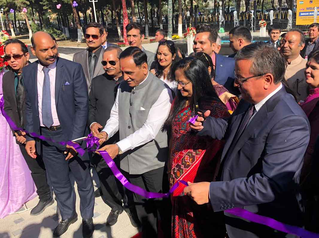 शारदा यूनिवर्सिटी का उज्बेकिस्तान में नया कैंपस शुरू