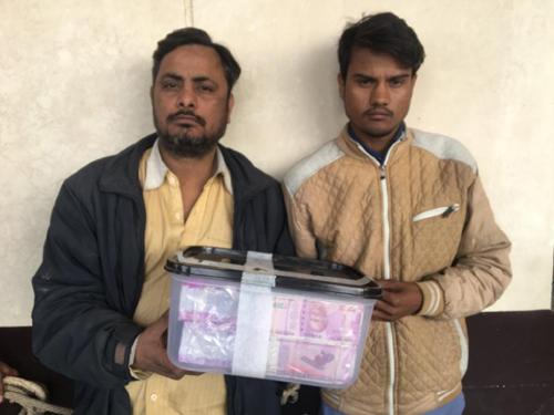 एनजीओ की आड़ में सैकड़ों लोगों से ठगी करने वाले दो युवक गिरफ्तार