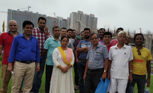 आम्रपाली बिल्डर पर सोमवार को सुप्रीम कोर्ट देगा फैसला, खरीदारों ने की बैठक