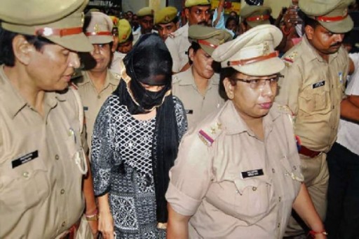 चिन्मयानंद पर रेप का आरोप लगाने वाली युवती को एलएलएम परीक्षा में बैठने नहीं दिया