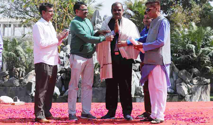 एनपी सिंह, आर के ऊषा और पंकज अग्रवाल को समाज रत्न अवॉर्ड