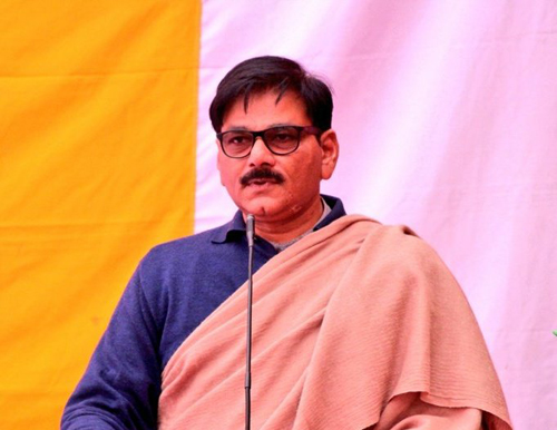 उद्यमी से रिश्वत लेने वाले प्राधिकरण के मैनेजर को विधायक धीरेंद्र सिंह ने पकड़वाया