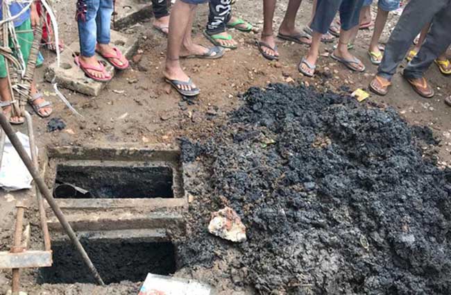 खुले सीवर में गिरने से दो साल के मासूम की मौत