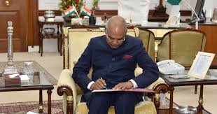 जम्मू कश्मीर और लद्दाख को राष्ट्रपति ने दी मंजूरी