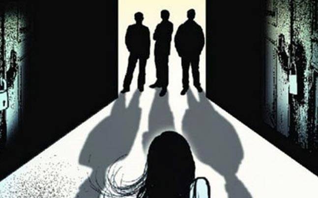 भिखारी महिला को खाने का लालच देकर किया सामूहिक दुष्कर्म