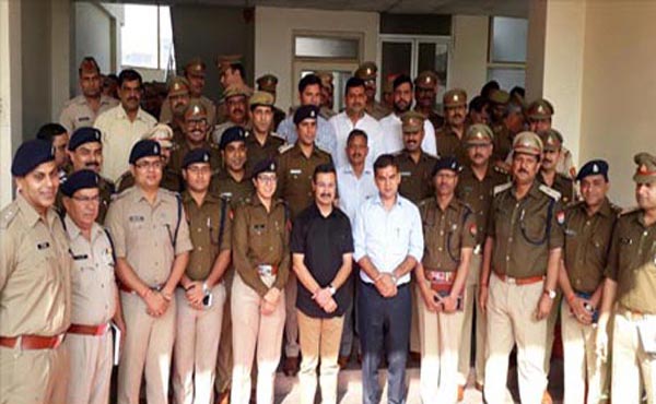 SSP व DIG लव कुमार को दी ग्रेटर नोएडा से शानदार विदाई