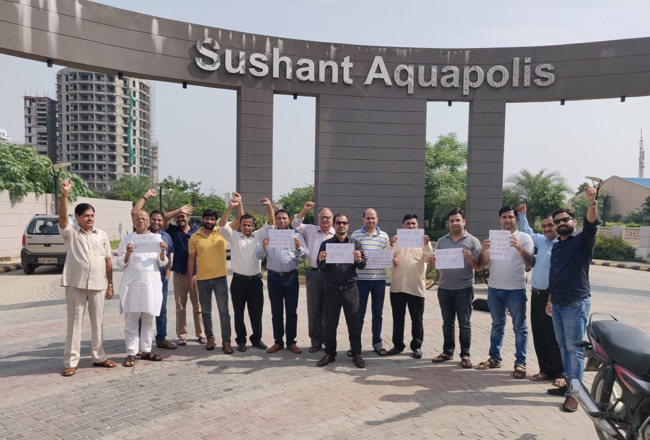 अंसल बिल्डर के खिलाफ प्रदर्शन, रेरा और एनसीएलटी का दरवाजा खटखटाएंगे खरीदार