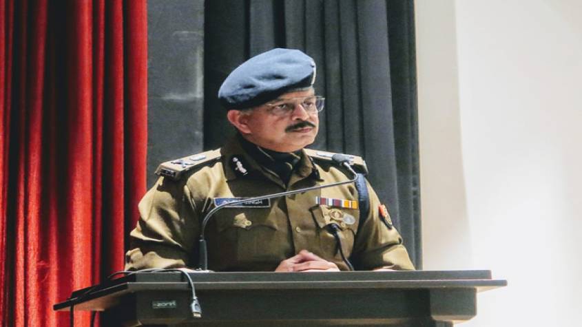 Important Update: नोएडा और ग्रेटर नोएडा के लिए पुलिस कमिश्नर ने COVID-19 हेल्पलाइन नम्बर जारी किए, 24x7 मदद मिलेगी