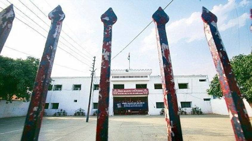 डासना जेल में कैदियों और परिजनों की मुलाकात पर लगी रोक