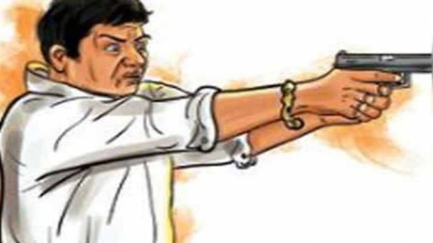 ग्रेटर नोएडा में रोडरेज के दौरान खल कारोबारी को गोली मारी