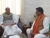 रक्षा मंत्री से मिले धीरेंद्र सिंह, जिले के युवाओं के लिए बड़ी मांग की