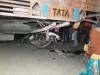 यमुना एक्सप्रेस वे पर ट्रक ड्राइवर ने लगाए इमरजेंसी ब्रेक, नीचे घुसी बाइक, हादसे में दंपत्ति की...
