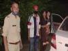 Greater Noida: मुसीबत में फंसे कार सवार दंपत्ति के लिए आधी रात दूत बनकर पहुंची पुलिस, जानिए कैसे की मदद